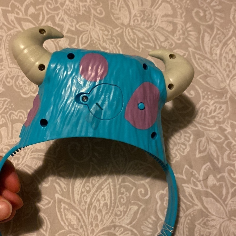 NWT DISNEYPARKS SULLEY FROM MONSTERS INC LIGHT UP HEAD BAND - Picture 5 of 6